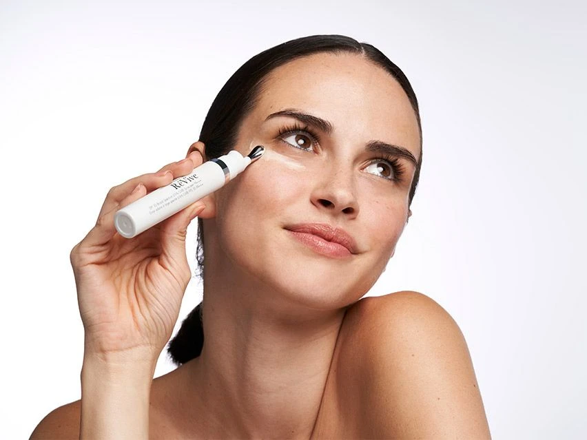 RéVive Skincare Sensitif Eye Cream SPF 30 3 RéVive Skincare Sensitif Eye Cream SPF 30 - Image 3