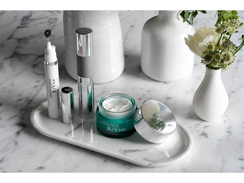 RéVive Skincare Sensitif Eye Cream SPF 30 7 RéVive Skincare Sensitif Eye Cream SPF 30 - Image 7